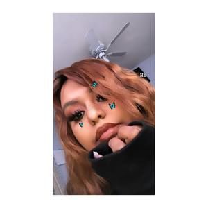 Meet your Posher, Lizbeth